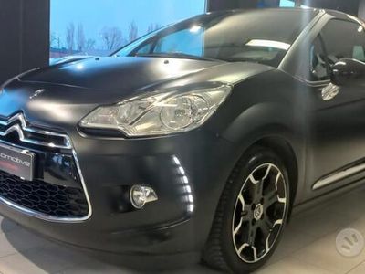 usata DS Automobiles DS3 DS 3 1.2 VTi 82 Just Black