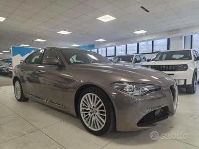 Usata Alfa Romeo Giulia Business 160 CV (117 kW) 2018 Grigio Berlina