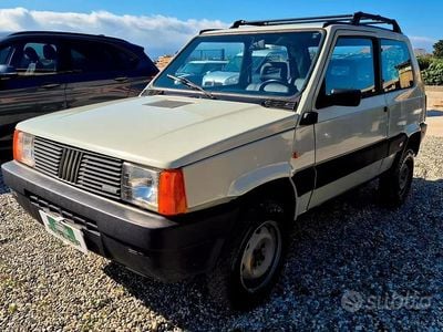 Usata Fiat Panda 4x4 50 CV (36 kW) 1988 Beige Utilitaria