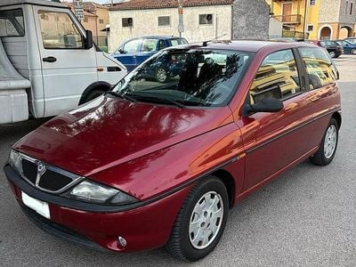 Usata Lancia Ypsilon 86 CV (63 kW) 2000 Utilitaria