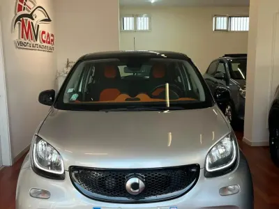 Usata Smart ForFour Passion 71 CV (52 kW) 2015 Argento Utilitaria
