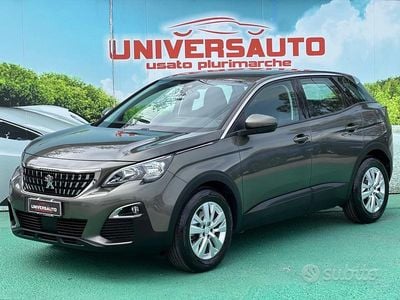 Usata Peugeot 3008 Active 130 CV (95 kW) 2019 Verde SUV