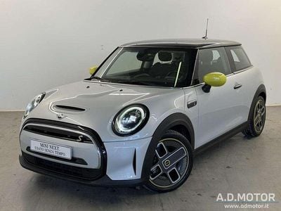 Usata Mini Cooper SE Classic 160 kW (218 CV) 2021 White silver metallizzato Utilitaria