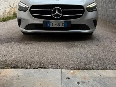 Usata Mercedes B200 163 CV (119 kW) 2019 Utilitaria