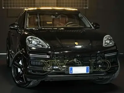 Usata Porsche Cayenne 549 CV (403 kW) 2019 Nero SUV