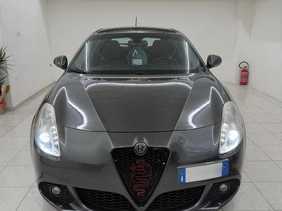 Usata Alfa Romeo Giulietta Distinctive 170 CV (125 kW) 2011 Grigio Utilitaria