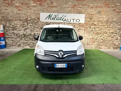 Usado Renault Kangoo 91 CV (66 kW) 2020 Blanco Monovolumen