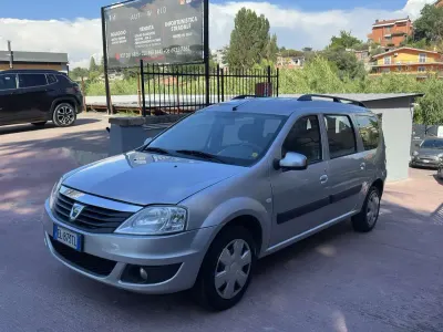 Usata Dacia Logan 90 CV (66 kW) 2012 Argento Station wagon