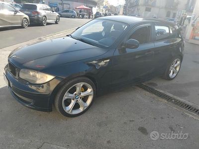 Usata BMW 116 2011 Nero Utilitaria