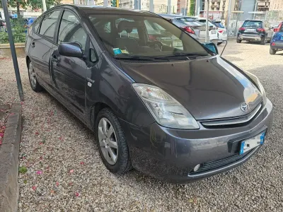 Usata Toyota Prius 77 CV (56 kW) 2007 Grigio Utilitaria