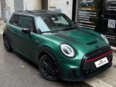 Usata Mini John Cooper Works 178 CV (130 kW) 2024 Verde Utilitaria