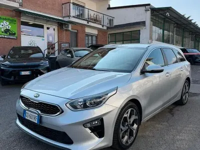 Usata Kia Ceed Sportswagon Style 600 CV (441 kW) 2021 Grigio Station wagon