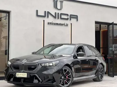 Usata BMW M5 585 CV (430 kW) 2025 Nero Station wagon