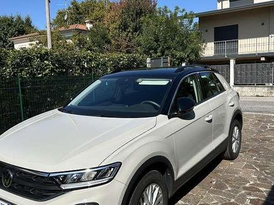Usata VW T-Roc Life 116 CV (85 kW) 2023 SUV