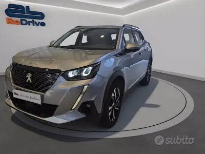 Usata Peugeot 2008 Allure 102 CV (75 kW) 2020 Bianco SUV