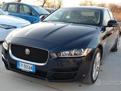 Usata Jaguar XE 179 CV (131 kW) 2018 Blu Berlina