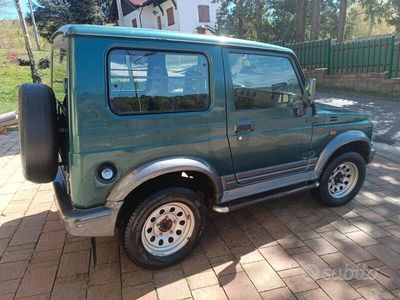 Suzuki Samurai