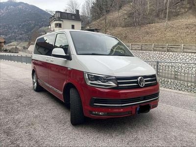 Usado VW T6 Generation Six 150 HP (110 kW) 2016 Van