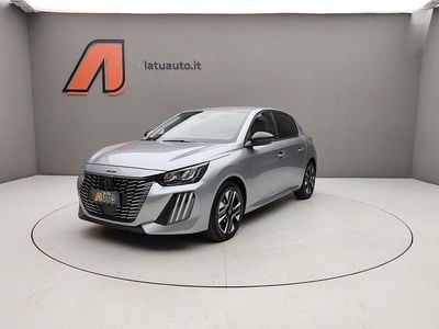 Usata Peugeot 208 Allure 101 CV (74 kW) 2025 Grigio Utilitaria