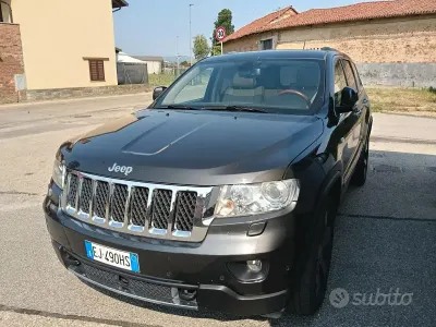 Usata Jeep Grand Cherokee 241 CV (177 kW) 2011 Grigio SUV