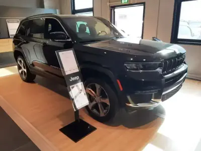 Nuova Jeep Grand Cherokee Limited 379 CV (278 kW) 2026 Nero SUV