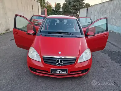 Usata Mercedes A180 Avantgarde 109 CV (80 kW) 2010 Rosso Berlina