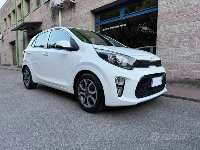 Gebraucht Kia Picanto Style 67 PS (49 kW) 2023 Weiß Kleinwagen