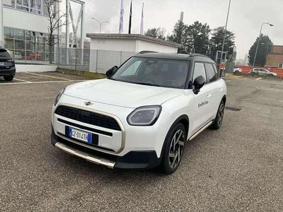 Usata Mini Cooper S Countryman Favoured 150 kW (204 CV) 2025 Nanuq white SUV