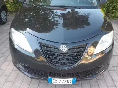 Usata Lancia Ypsilon