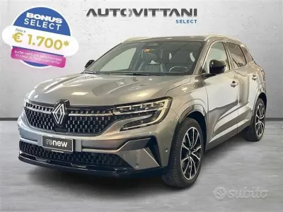 Usata Renault Austral Iconic 200 CV (147 kW) 2023 Grigio scuro SUV