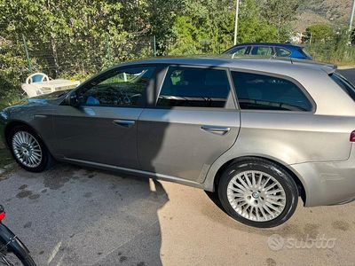 Usata Alfa Romeo 159 150 CV (110 kW) 2006 Grigio Station wagon