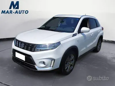 Usata Suzuki Vitara Cool 129 CV (94 kW) 2023 Bianco SUV