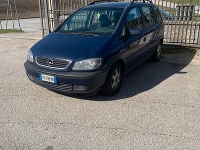 usata Opel Zafira 7 posti