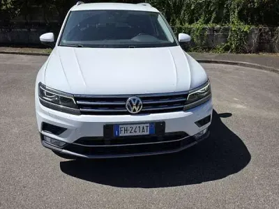 Usata VW Tiguan Executive 150 CV (110 kW) 2017 Bianco SUV