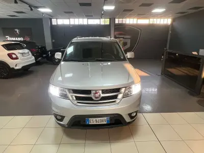 Usata Fiat Freemont Lounge 140 CV (102 kW) 2013 Grigio SUV