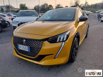 Usata Peugeot 208 GT 101 CV (74 kW) 2023 Giallo Utilitaria