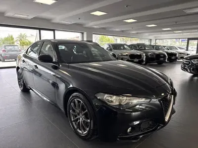 Occasion Alfa Romeo Giulia Super 179 PK (131 kW) 2018 Zwart Sedan
