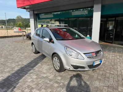 Usata Opel Corsa 90 CV (66 kW) 2008 Grigio Utilitaria