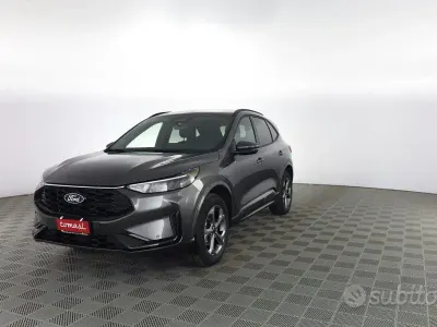 Occasion Ford Kuga ST-Line 151 ch (111 kW) 2025 Gris SUV