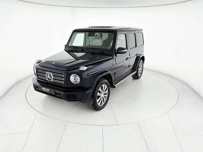 Mercedes G400