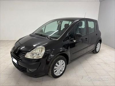 Nero Usata 2012 Renault Modus Monovolume | 3600 € (Buon prezzo)