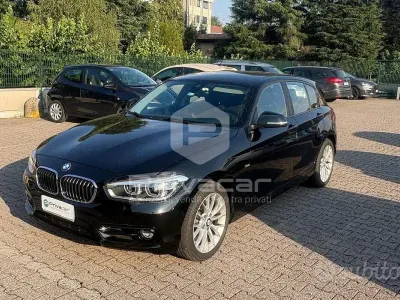 Usata BMW 118 Sport Line 150 CV (110 kW) 2018 Nero Utilitaria