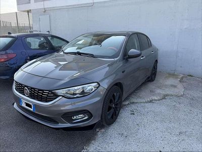 Usata Fiat Tipo Easy 95 CV (69 kW) 2018 Berlina