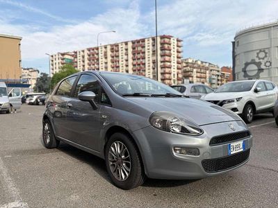 Usata Fiat Punto Lounge 69 CV (50 kW) 2012 Grigio Utilitaria