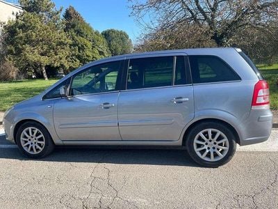 Usata Opel Zafira Cosmo 150 CV (110 kW) 2010 Argento Monovolume