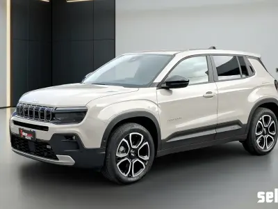 Usata Jeep Avenger Summit 100 CV (73 kW) 2024 Beige SUV