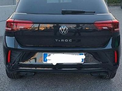 Usata VW T-Roc R-line 150 CV (110 kW) 2023 Nero SUV