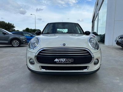 usata Mini Cooper D Business 5 porte