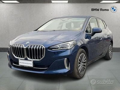 Usata BMW 218 Active Tourer Luxury Line 136 CV (100 kW) 2022 Phytonic blue metallic Monovolume