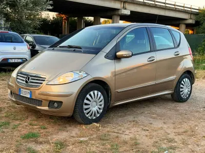Usata Mercedes A150 Avantgarde 95 CV (69 kW) 2007 Oro Monovolume
